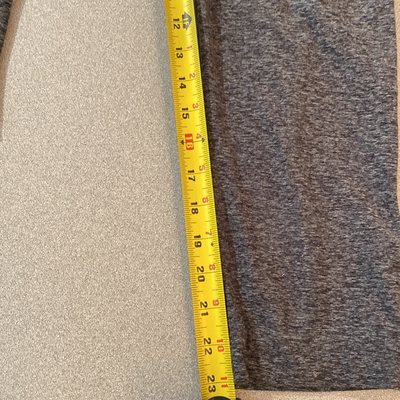 Scorpio Sol - women’s cropped sweatpants. Size XS - Picture 8 of 9